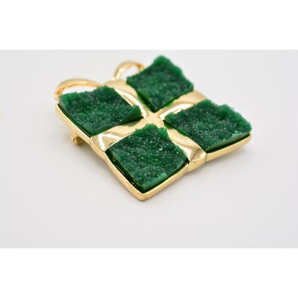 Vintage Christmas Present Pin Brooch Crystal Geode Gift Box Gold Green BinAQ - Picture 11 of 12
